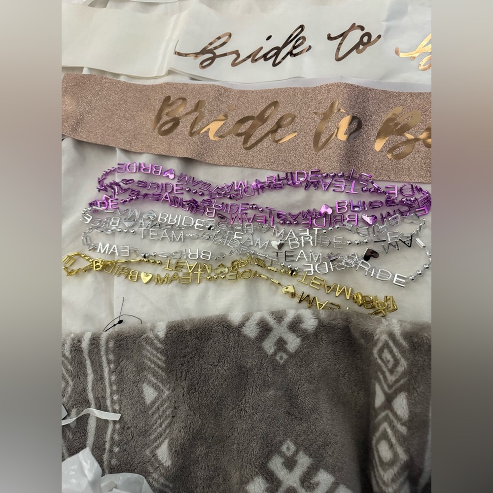 Bride to be bundle - Picture 2 of 8